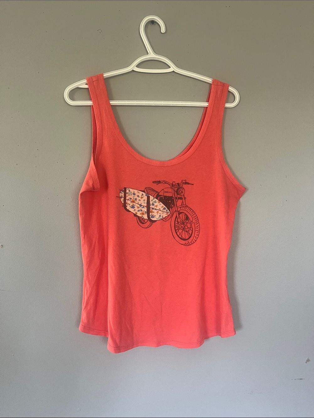 O'Neill Coral Tank Top with Motorcycle & Surfboard Graphic Medium